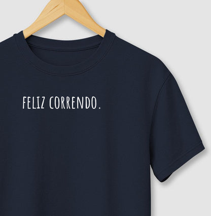 feliz correndo.